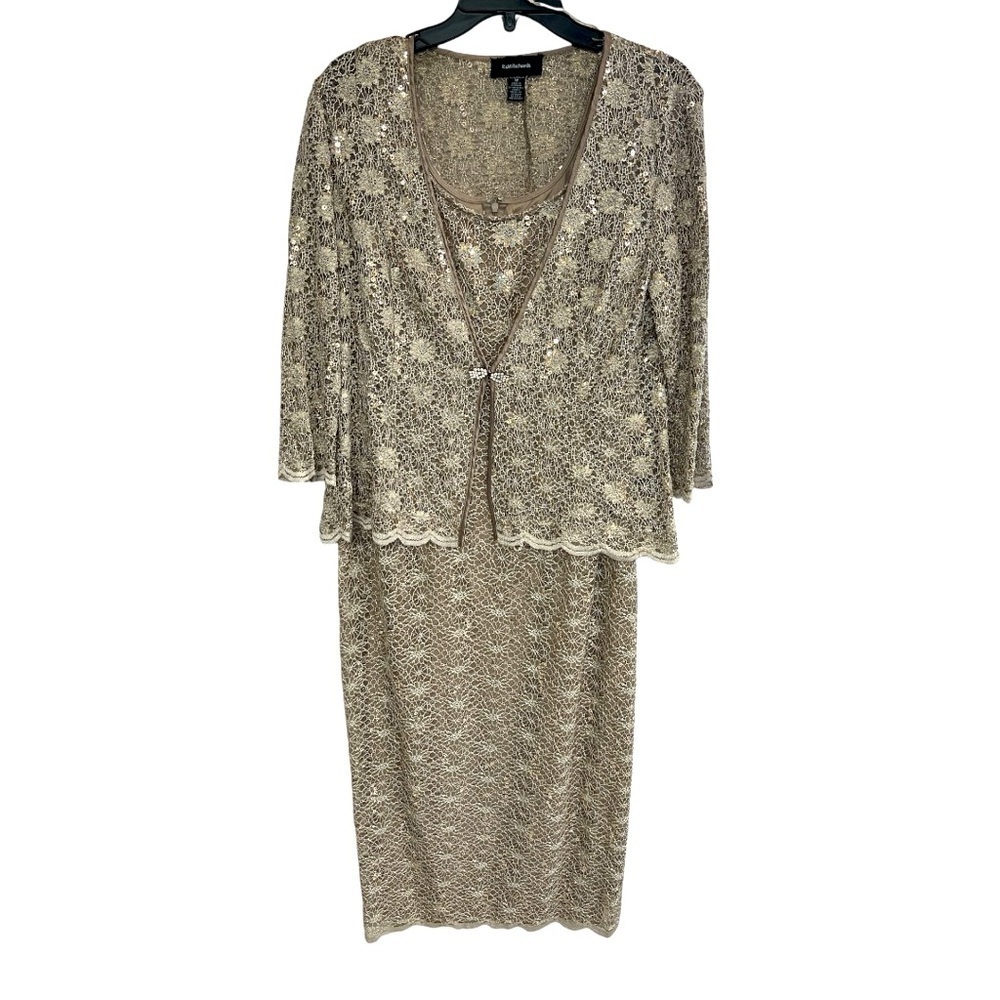 R & M Richards NWT Woman’s Fancy Dress